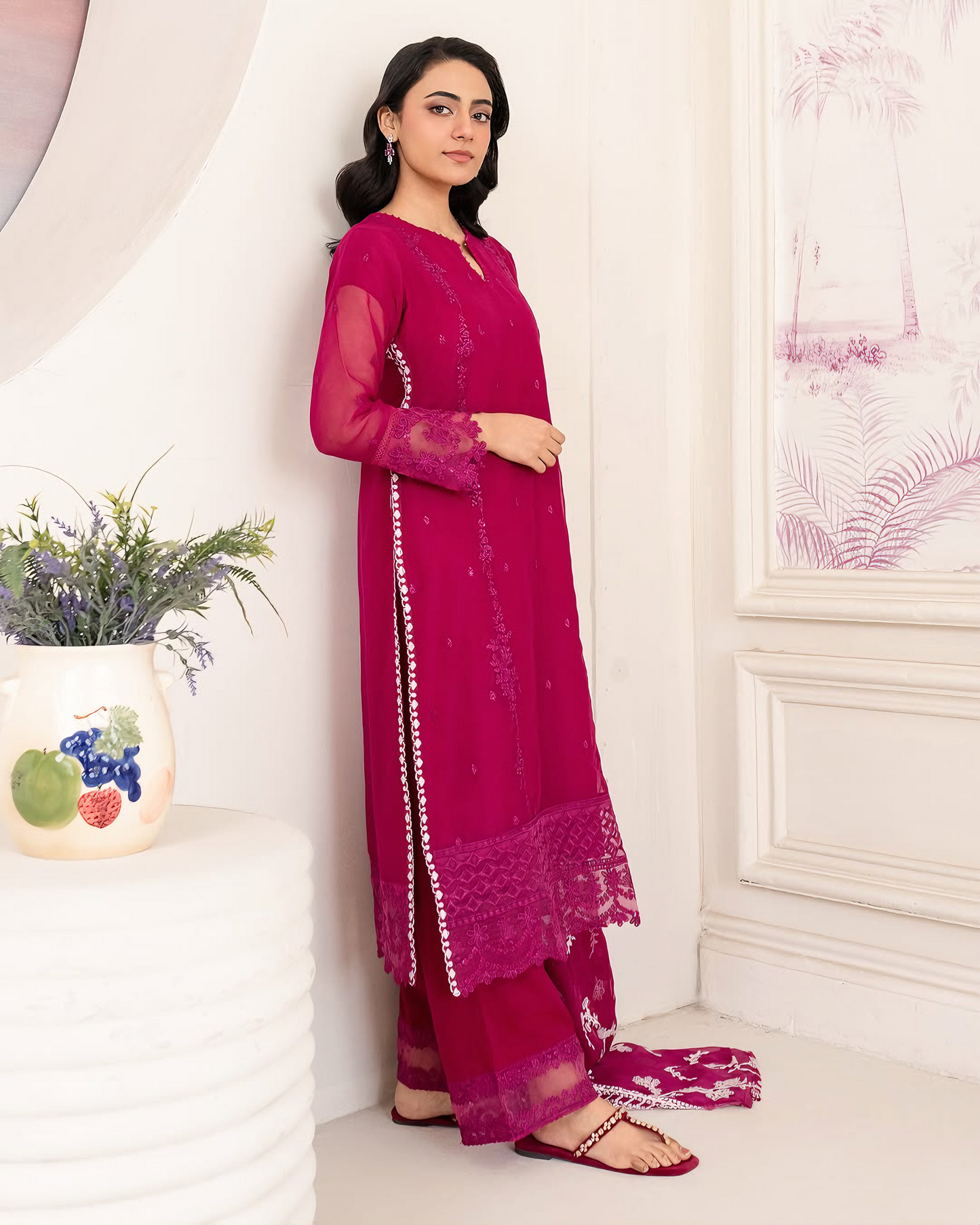 Noor Jahan - Conjunto Kurta de Chiffon Bordado Rosa Choque