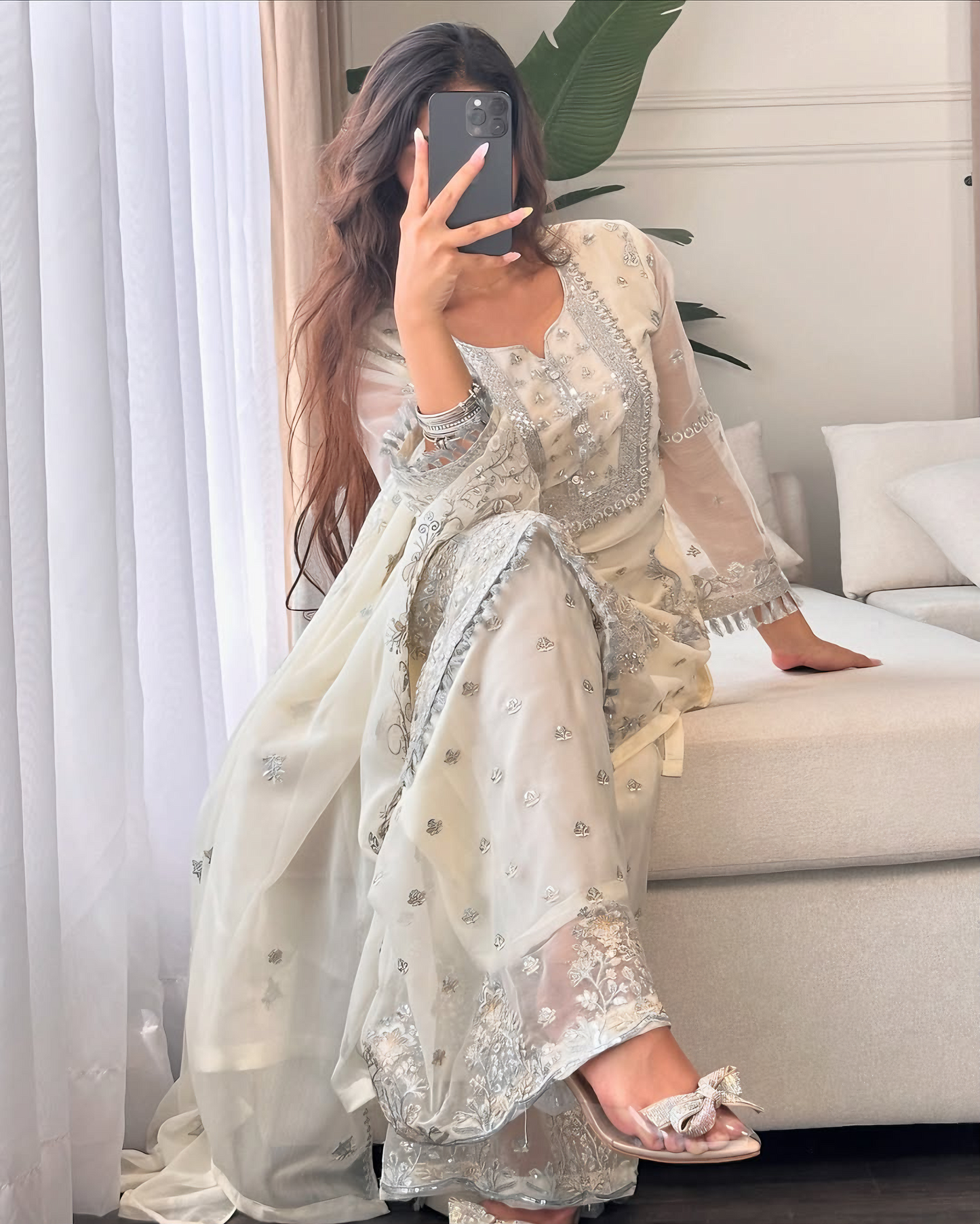 Elegant Noor – Embroidered Cream Chiffon Set