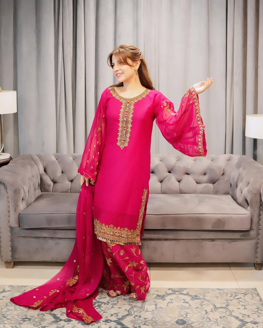 Zarish Royale - Hot Pink Embroidered Chiffon Kurta Set